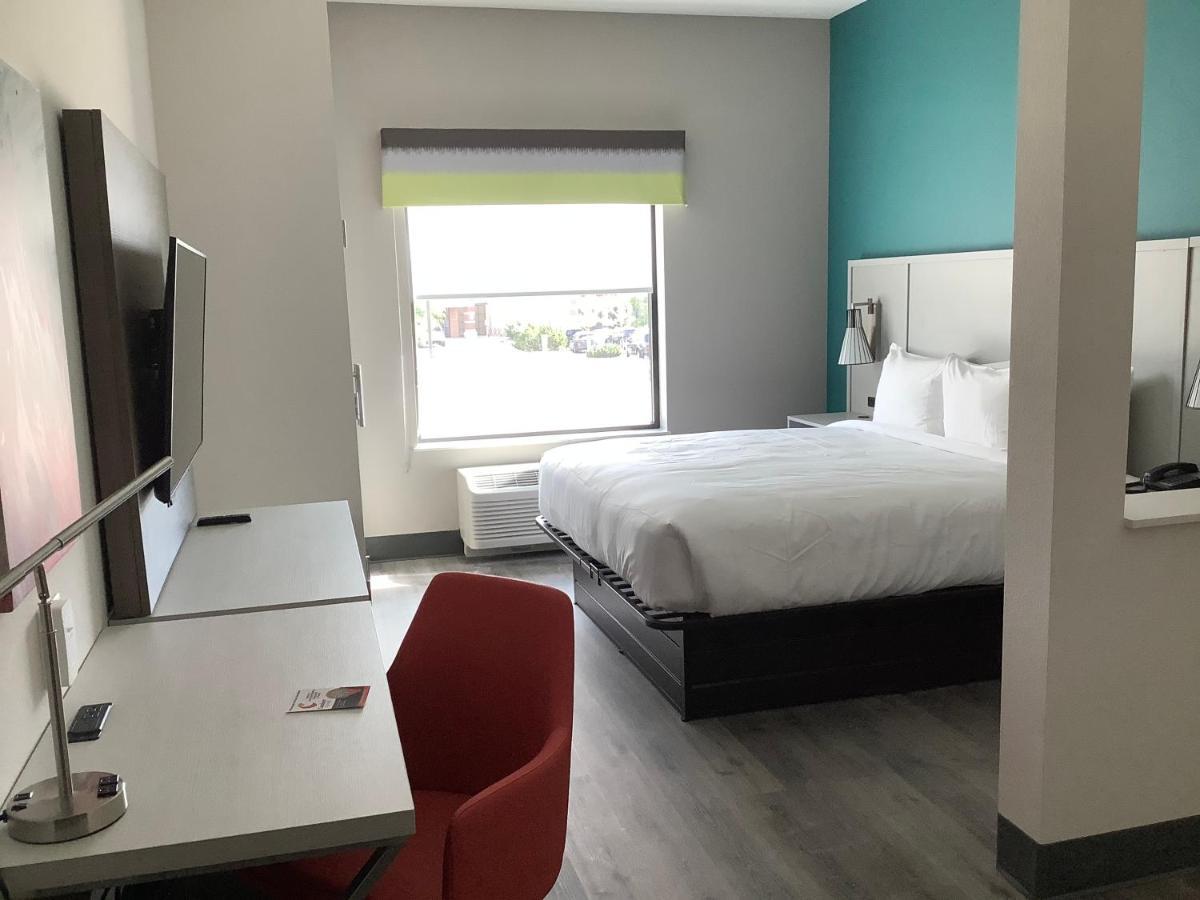 Comfort Suites Colorado Springs East - Medical Center Area Esterno foto