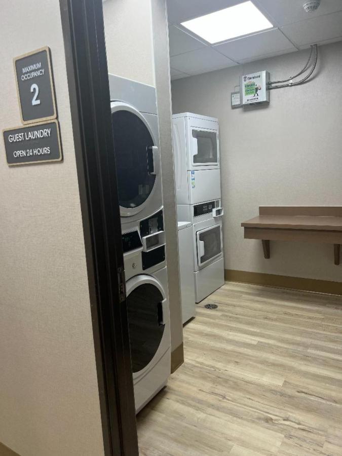 Comfort Suites Colorado Springs East - Medical Center Area Esterno foto