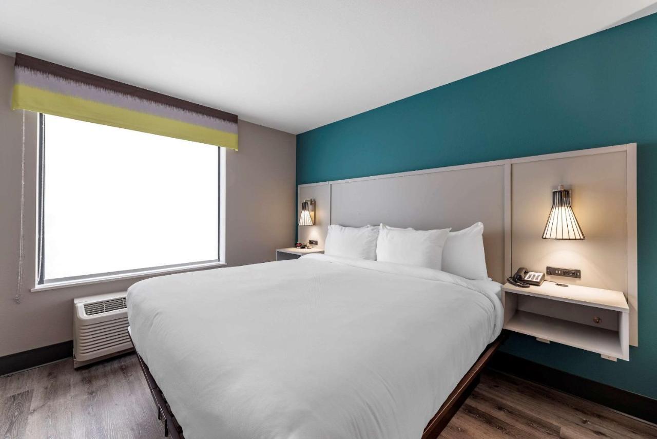 Comfort Suites Colorado Springs East - Medical Center Area Esterno foto