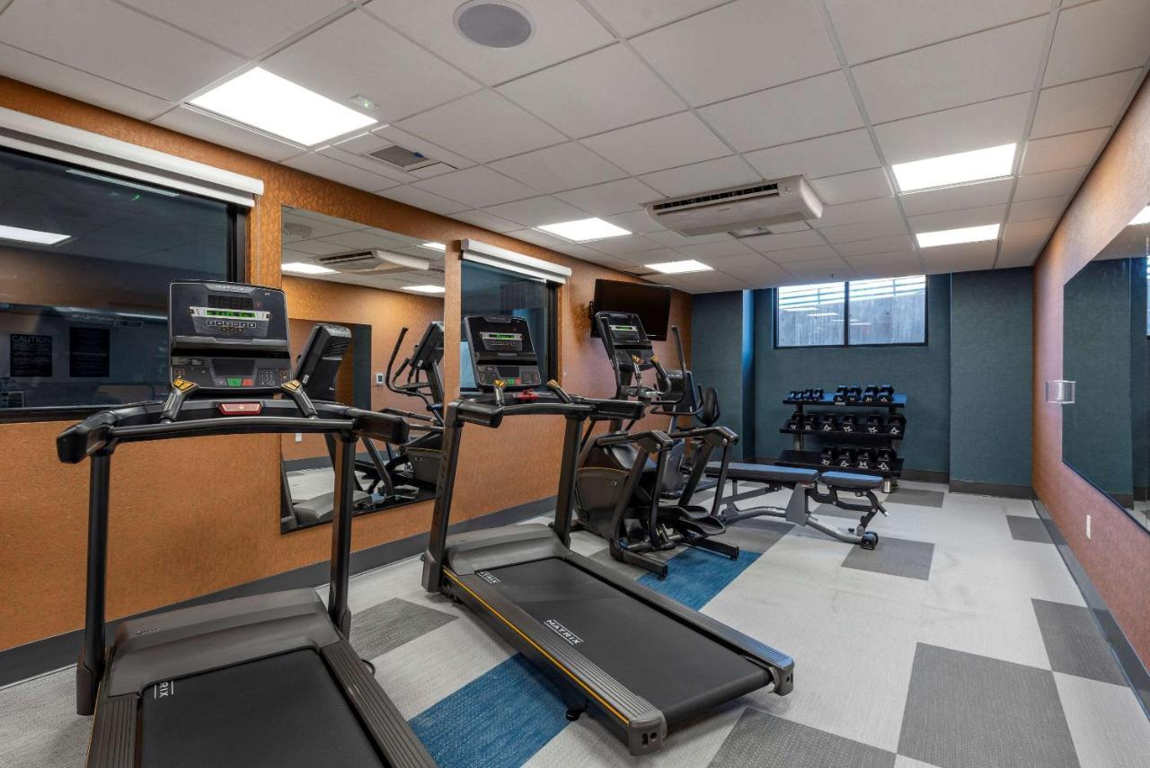 Comfort Suites Colorado Springs East - Medical Center Area Esterno foto