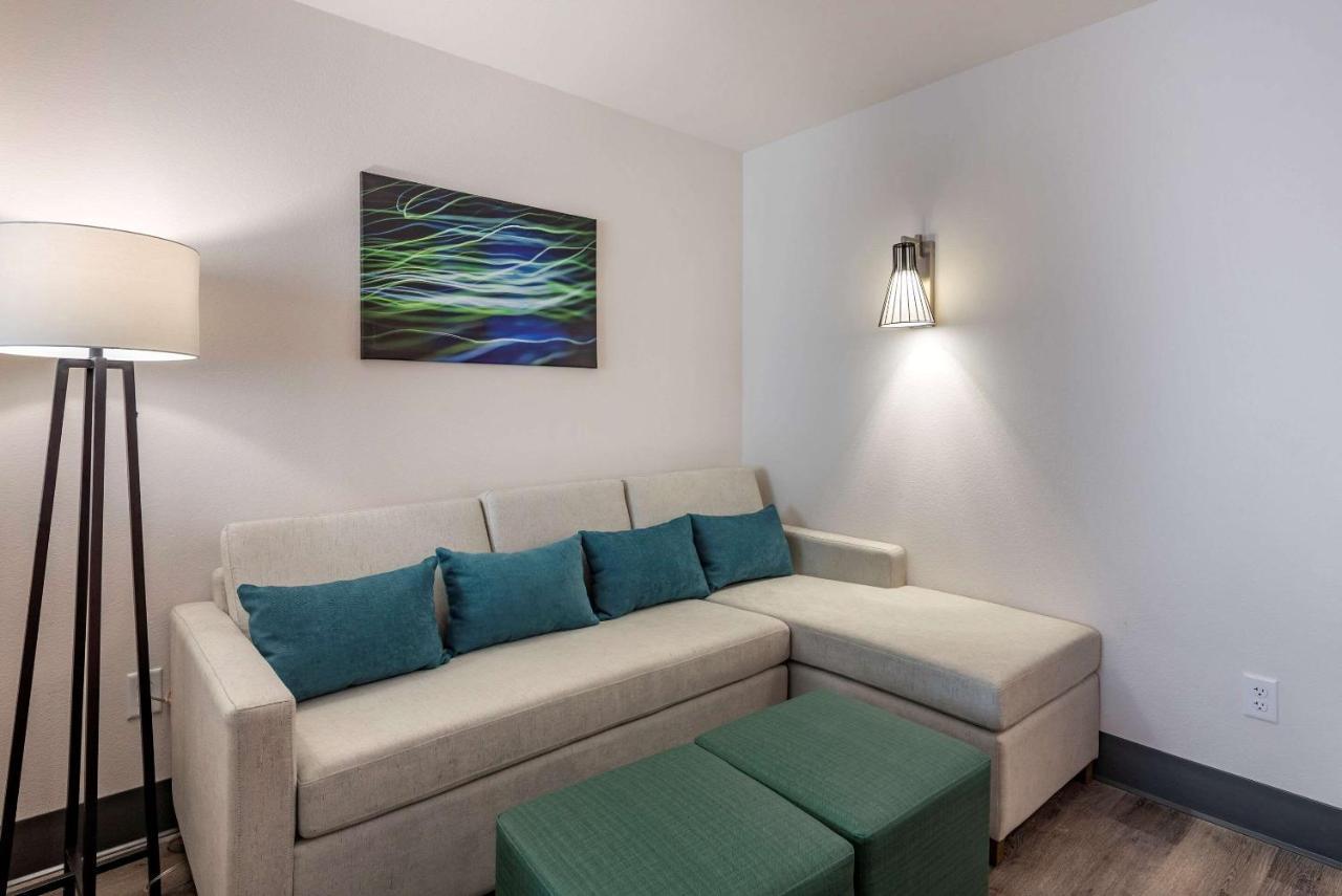 Comfort Suites Colorado Springs East - Medical Center Area Esterno foto