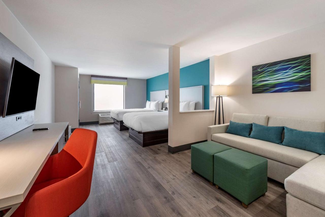 Comfort Suites Colorado Springs East - Medical Center Area Esterno foto