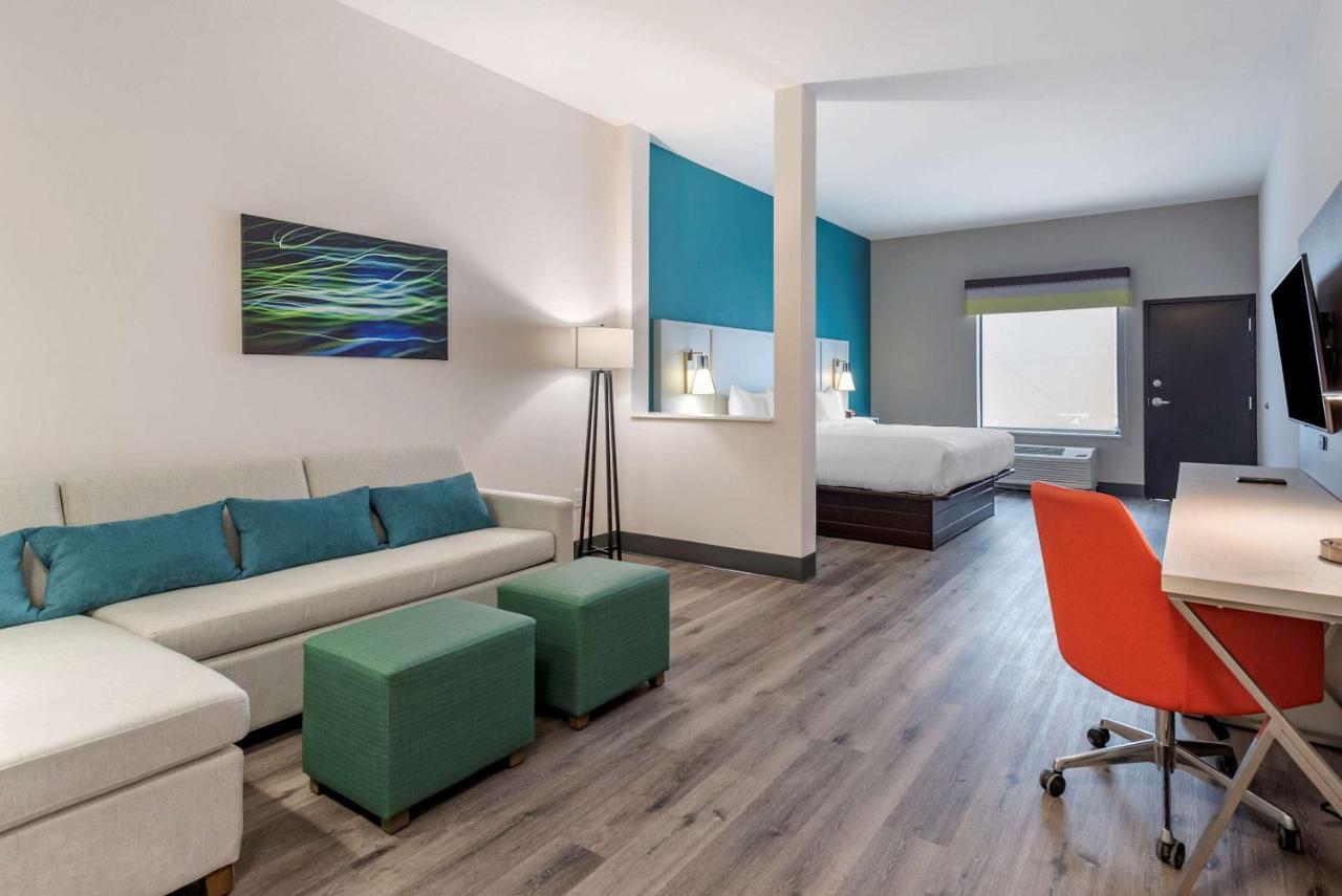 Comfort Suites Colorado Springs East - Medical Center Area Esterno foto