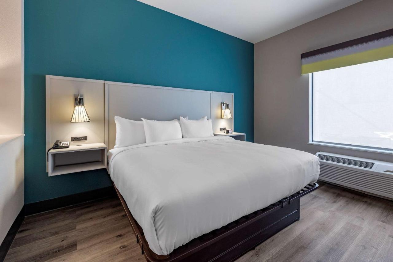 Comfort Suites Colorado Springs East - Medical Center Area Esterno foto