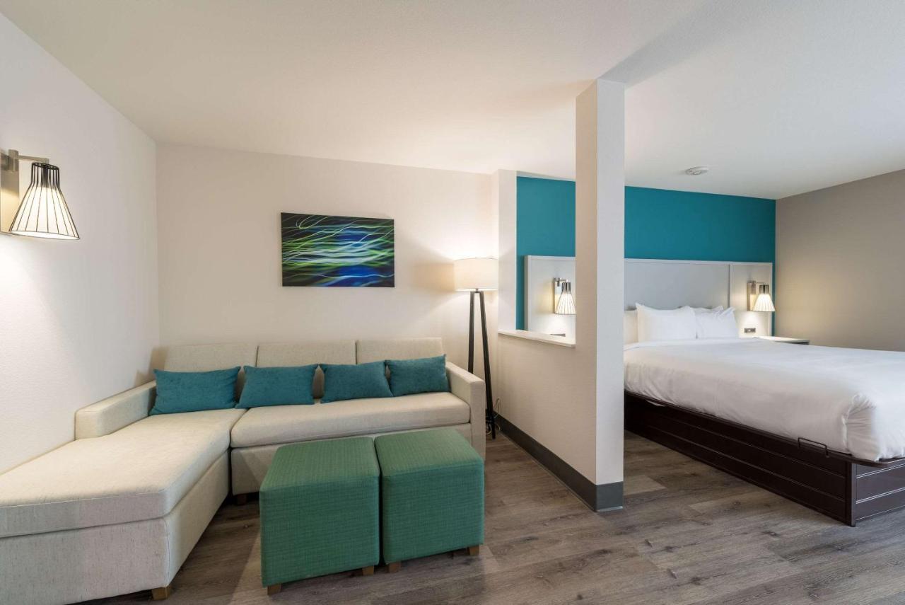 Comfort Suites Colorado Springs East - Medical Center Area Esterno foto